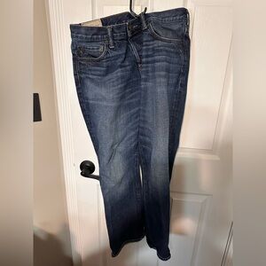Abercrombie & Finch Denim Jeans - 32 Waist x 30 Length.